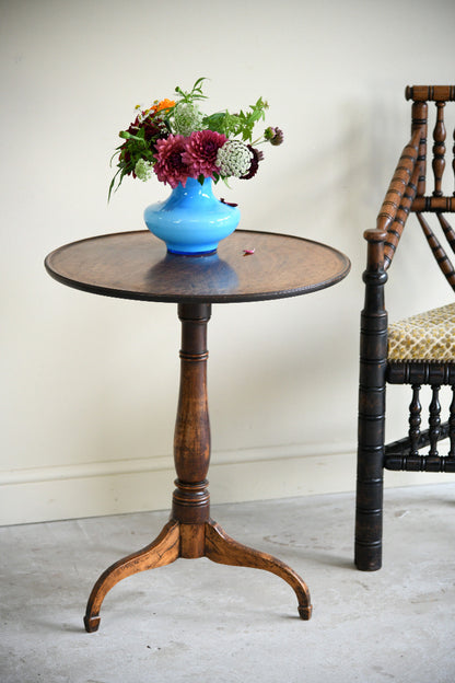 Georgian Mahogany Circular Tilt Top Occasional Table
