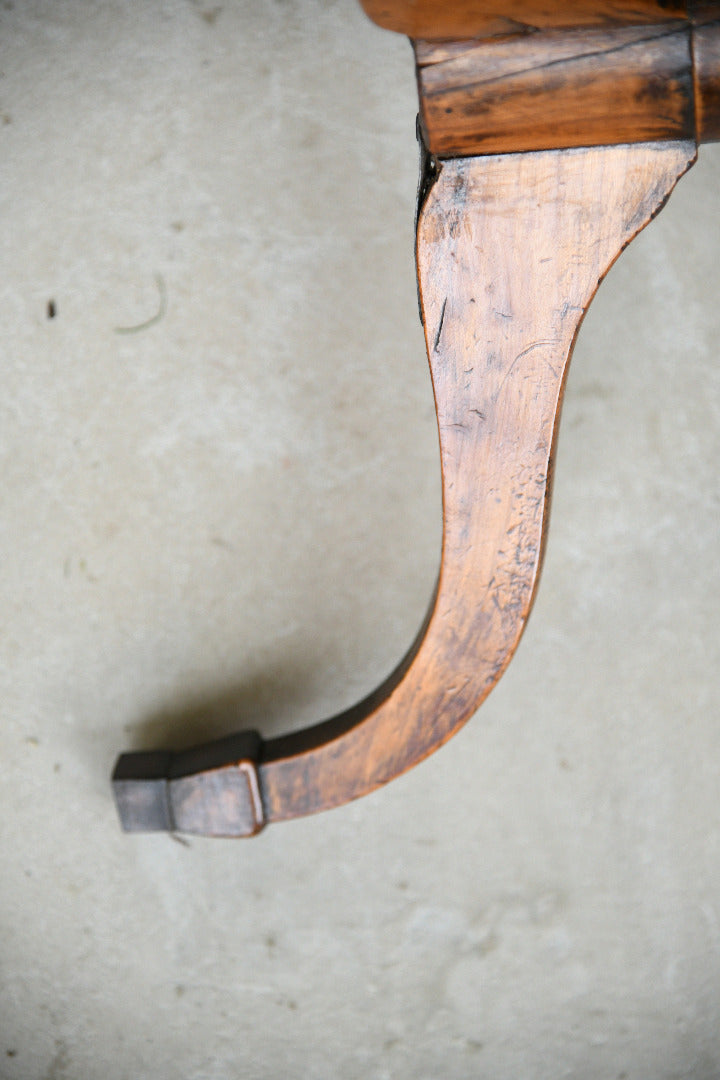 Georgian Mahogany Circular Tilt Top Occasional Table