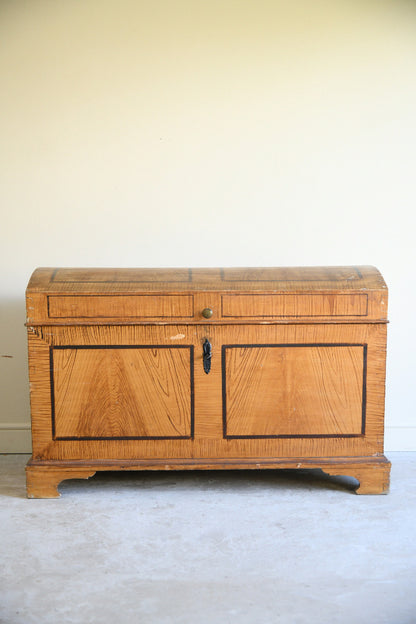 Early 20th Century Painted Scumble Dome Top Trunk