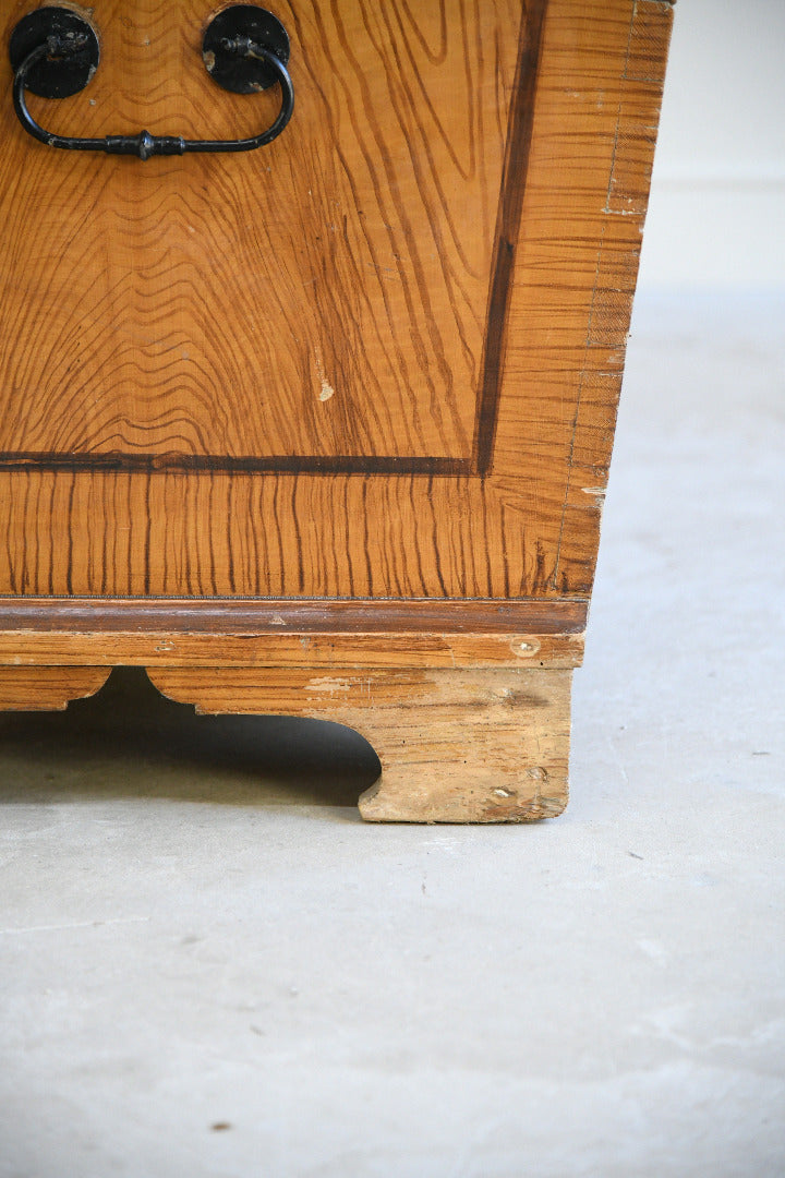Early 20th Century Painted Scumble Dome Top Trunk