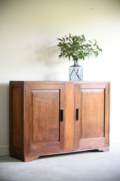 Early 20th Century Oak Sideboard Cupboard