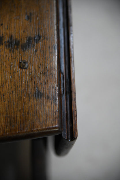 17th Century & Later Oak Table