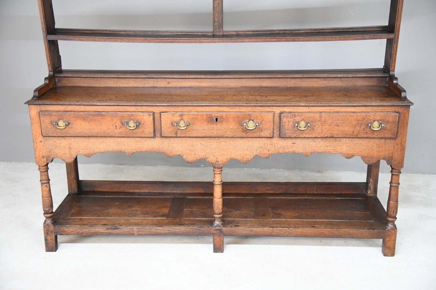 Georgian Oak Dresser