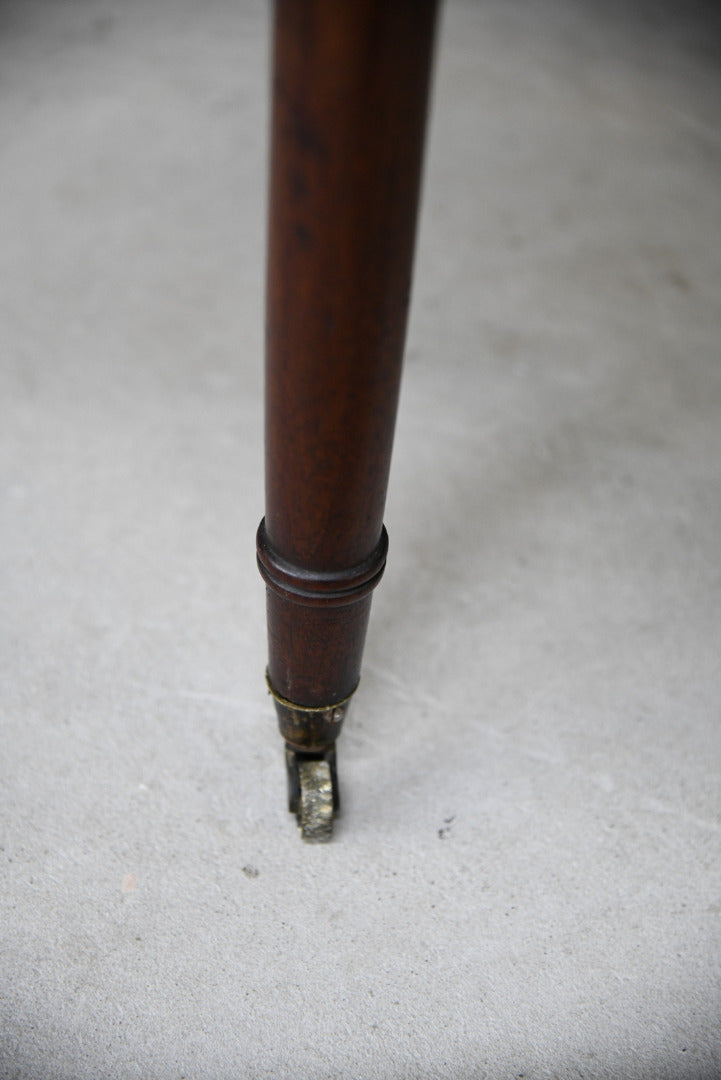 Antique Mahogany Pembroke Table