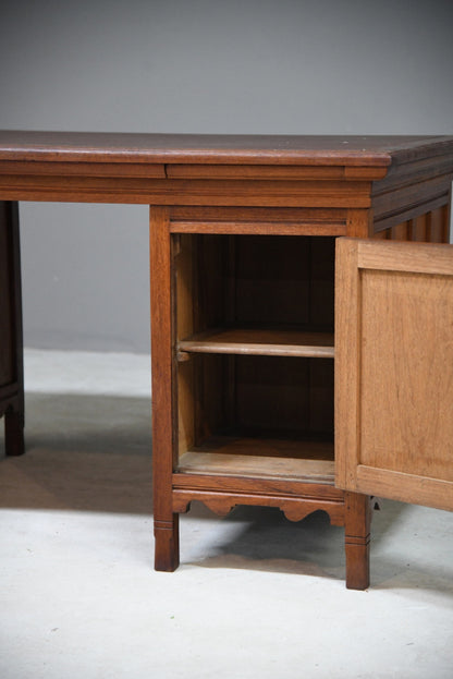 Early 20th Century Mahogany Desk