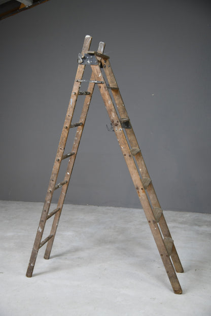 Vintage Wooden Step ladder