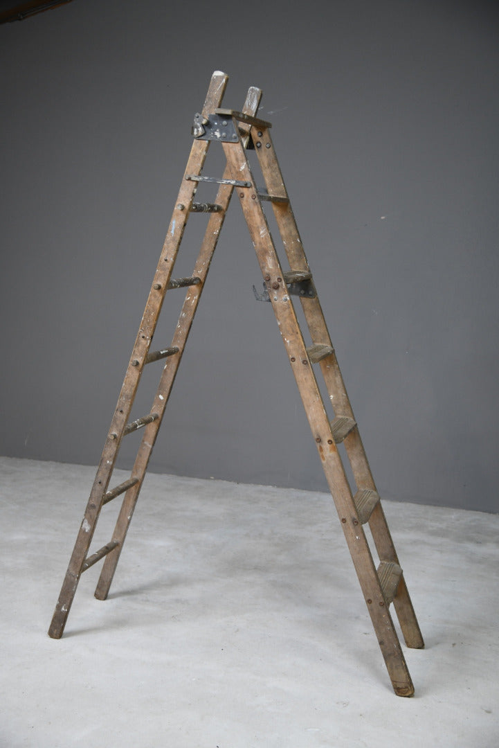 Vintage Wooden Step ladder