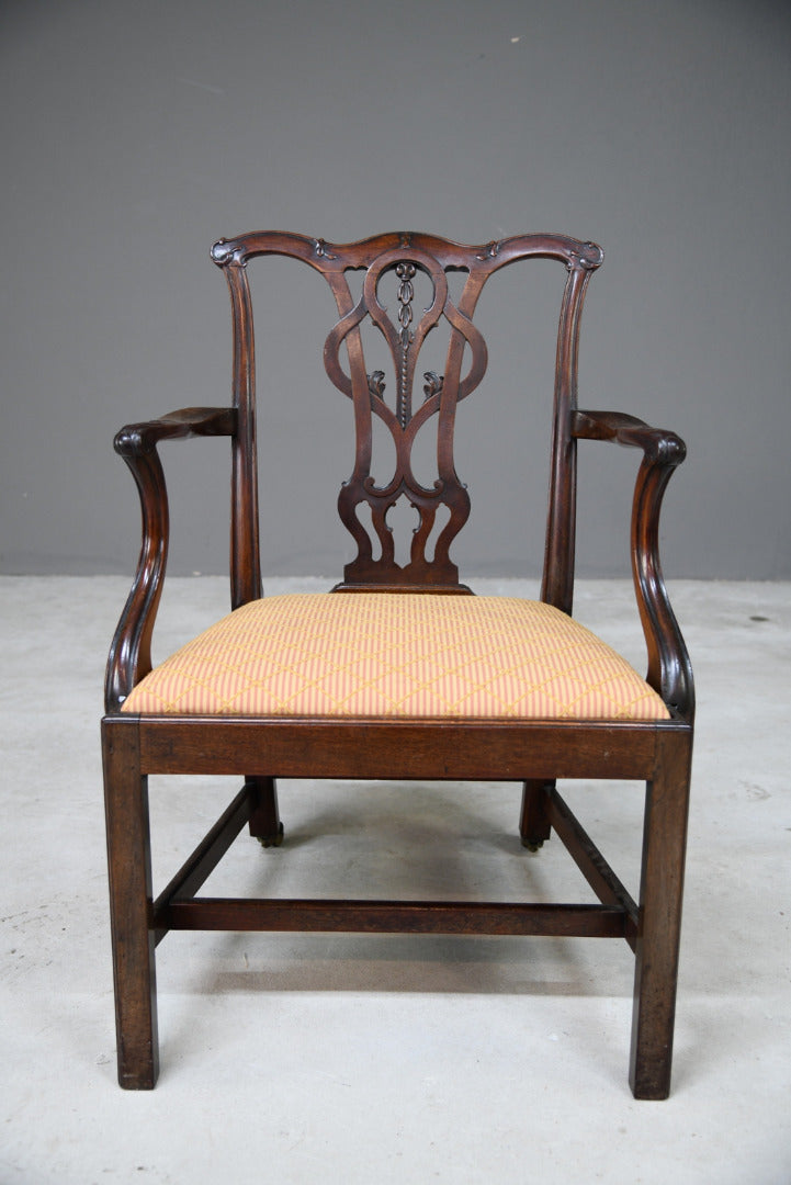 Georgian Mahogany Carver Chair