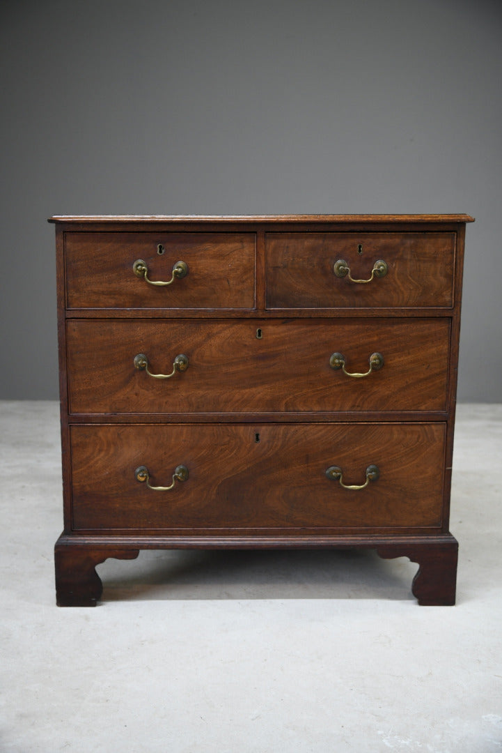 Antique Mahogany Chest of Drawers