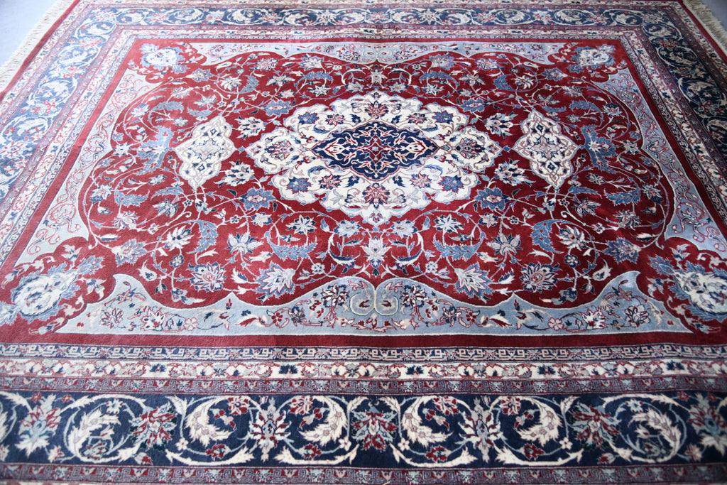 Large Quality Esfahan Rug
