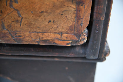 18th Century Walnut Chest of Drawers