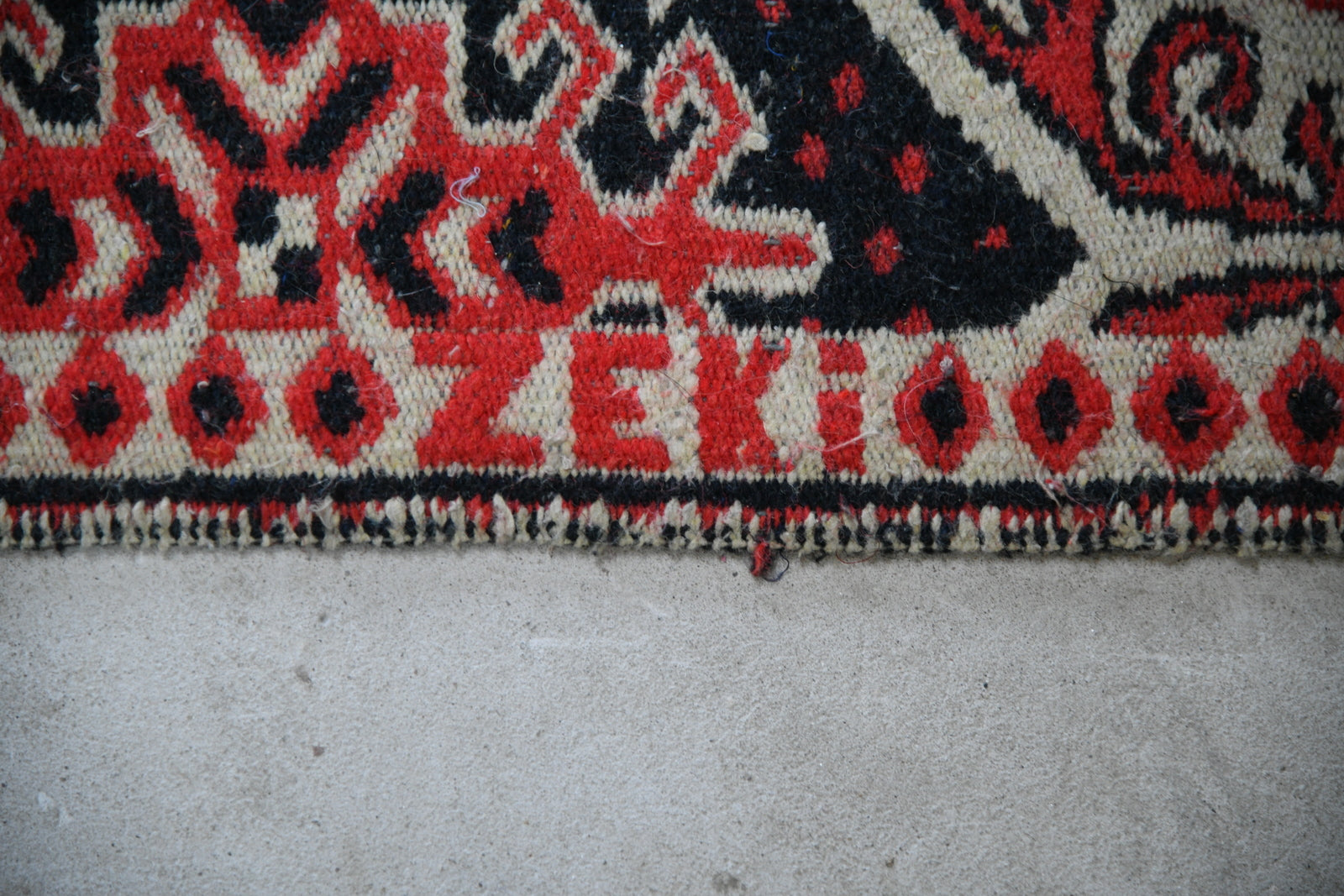 Red Eastern Wool Turkish Flatweave Rug