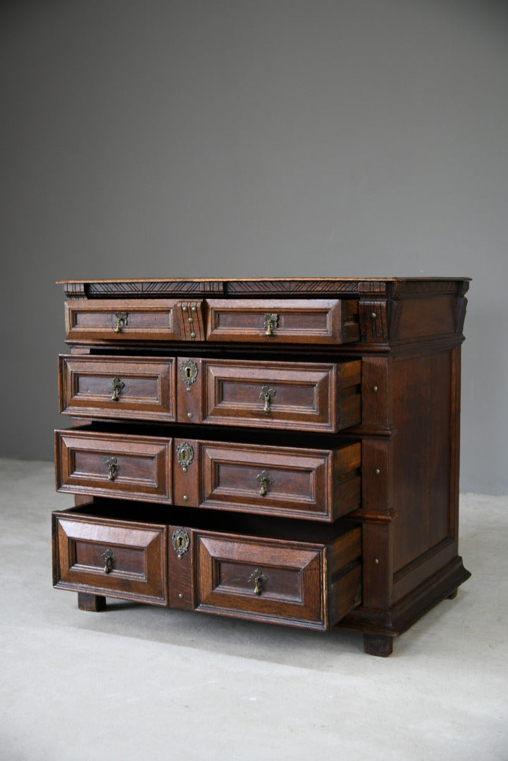 Late 17th Century Oak Chest of Drawers