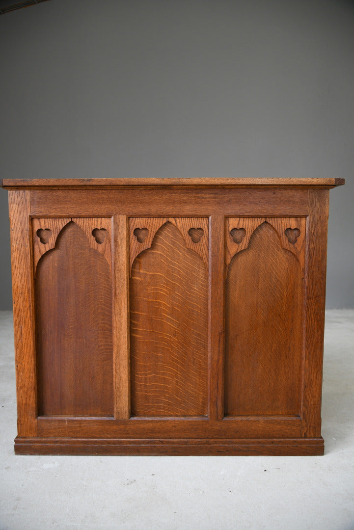 Ecclesiastical Oak Counter