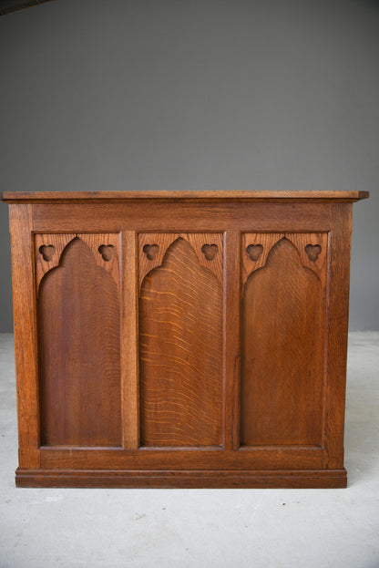 Ecclesiastical Oak Counter