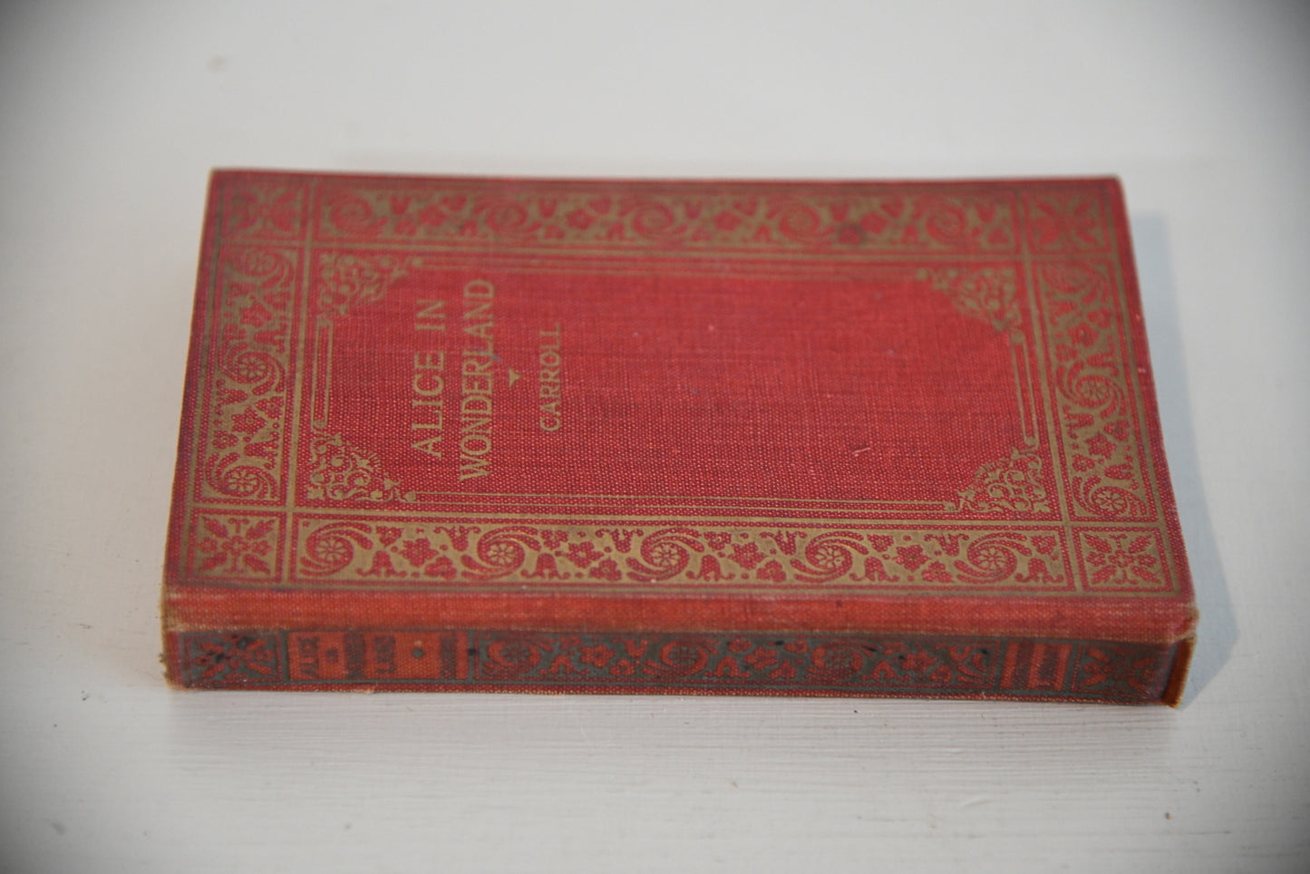 Alice In Wonderland - Lewis Caroll