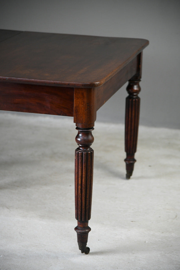 19th Century Extending Mahogany Dining Table