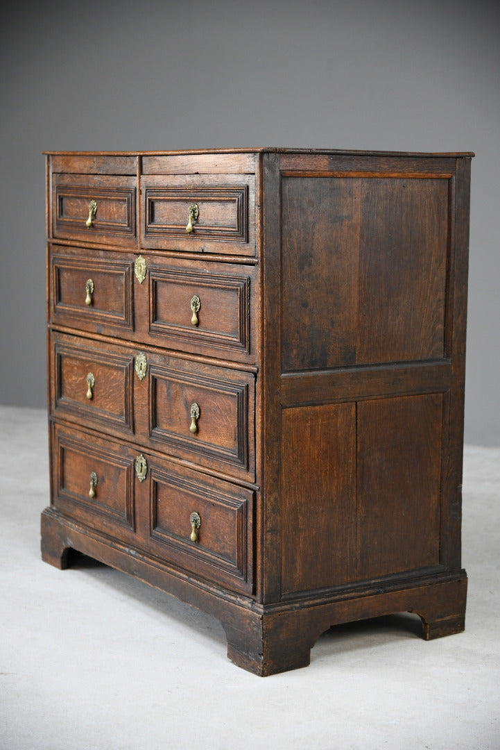 Early 18th Century Oak Chest of Drawers