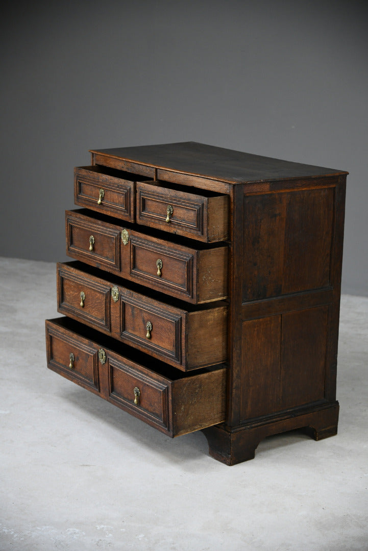 Early 18th Century Oak Chest of Drawers