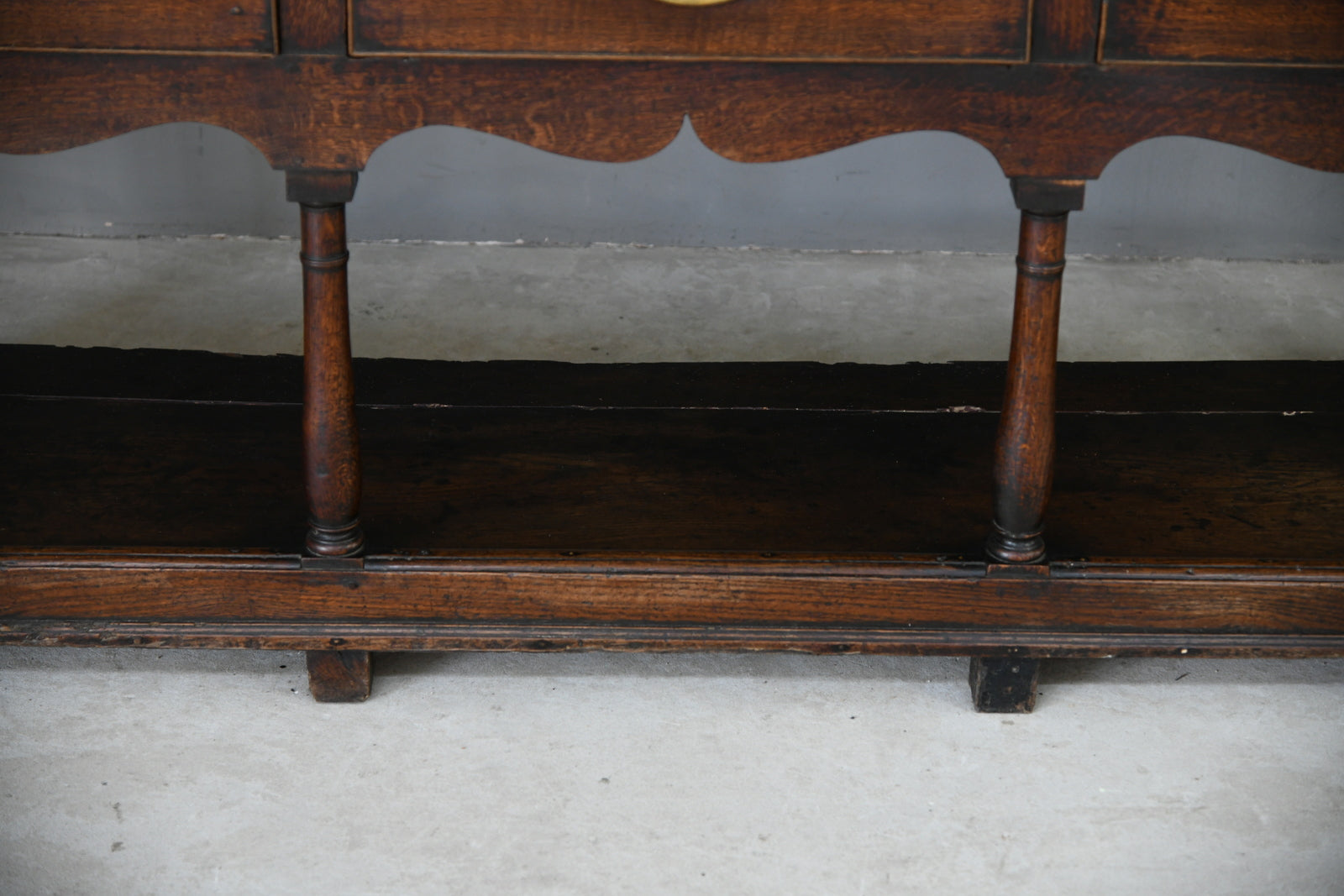 Antique Georgian Oak Dresser