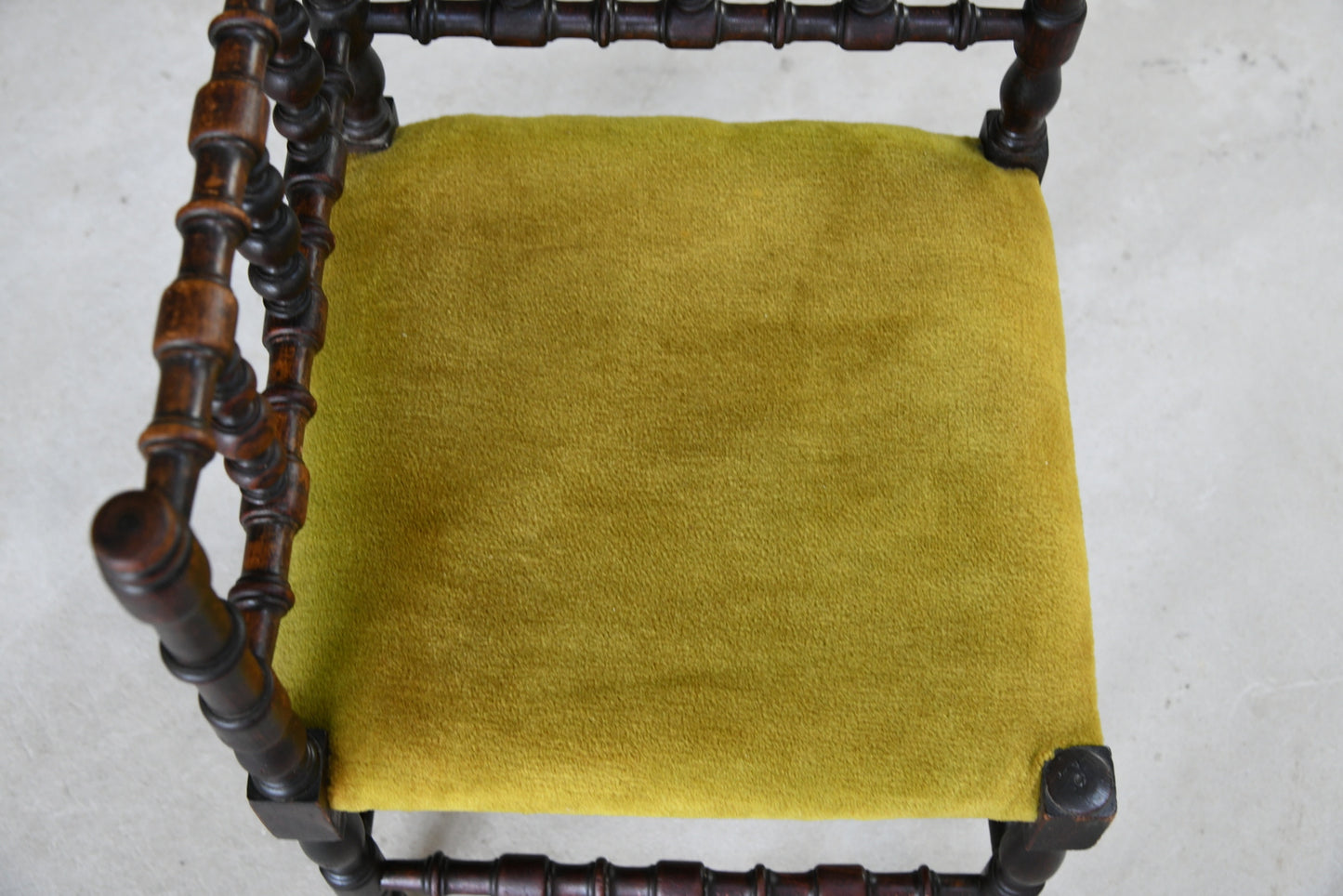 Arts & Crafts Bobbin Corner Chair