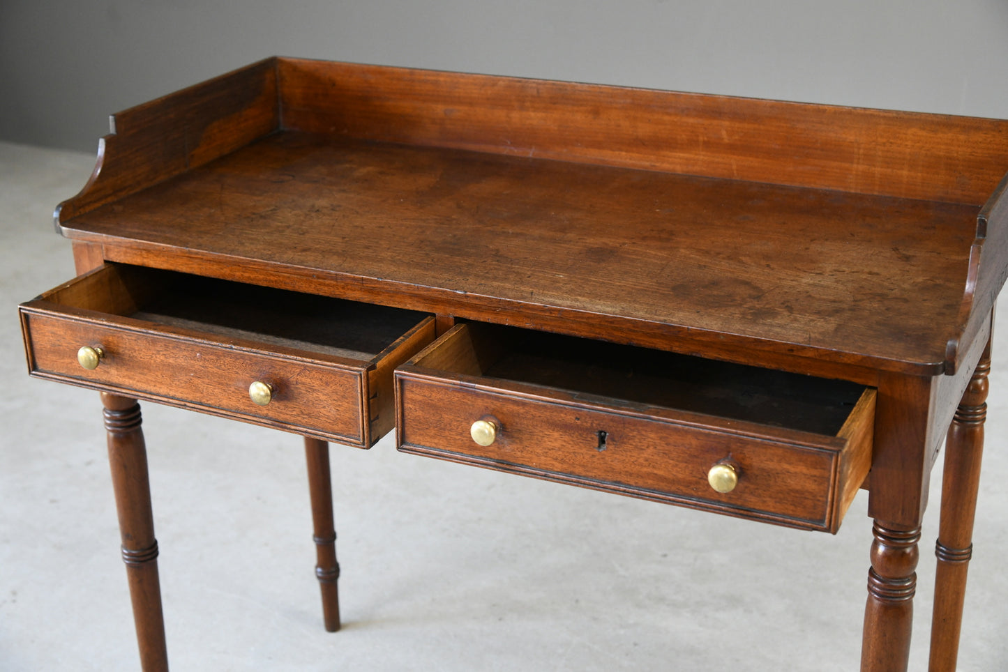 Victorian Mahogany Console Table / Washstand