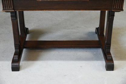 Early 20th Century Oak Draw Leaf Dining Table