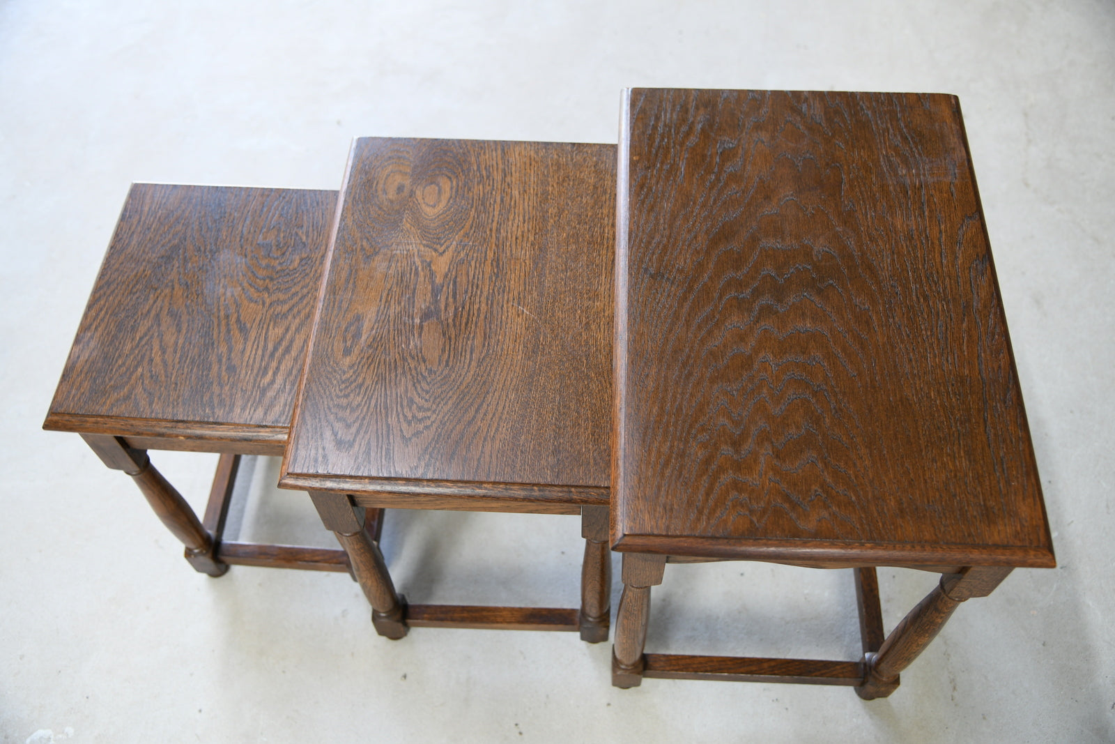 Traditional Style Oak Nest Side Tables