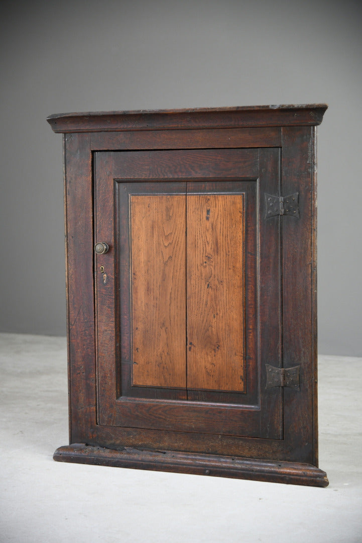 Georgian Oak Corner Cupboard