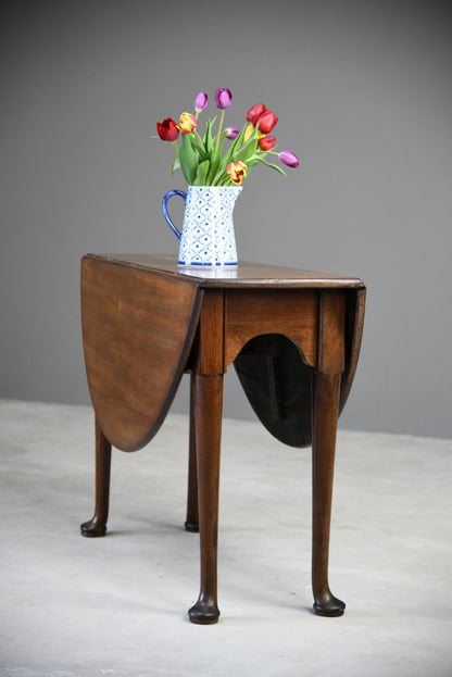 Georgian Mahogany Drop Leaf Table