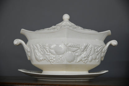 Royal Worcester Palissy Crown Ware Tureen