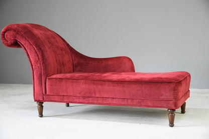 Antique Style Small Red Chaise Longue