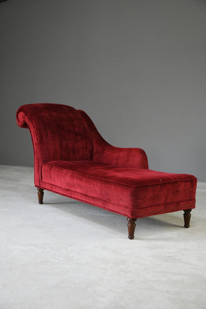 Antique Style Small Red Chaise Longue