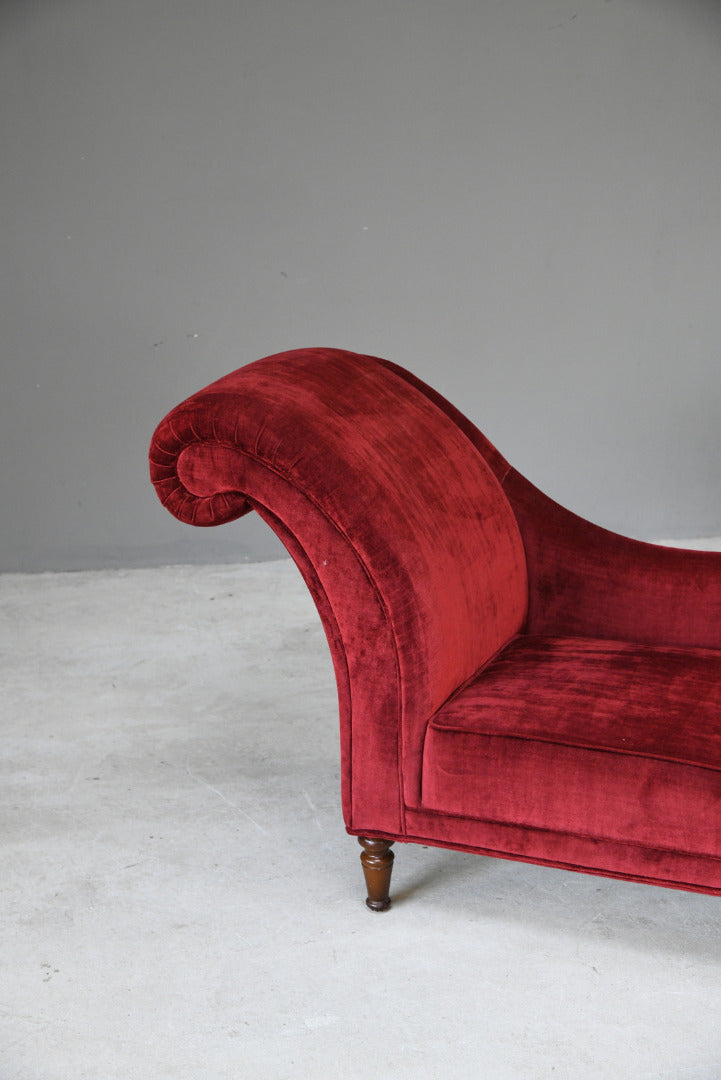 Antique Style Small Red Chaise Longue