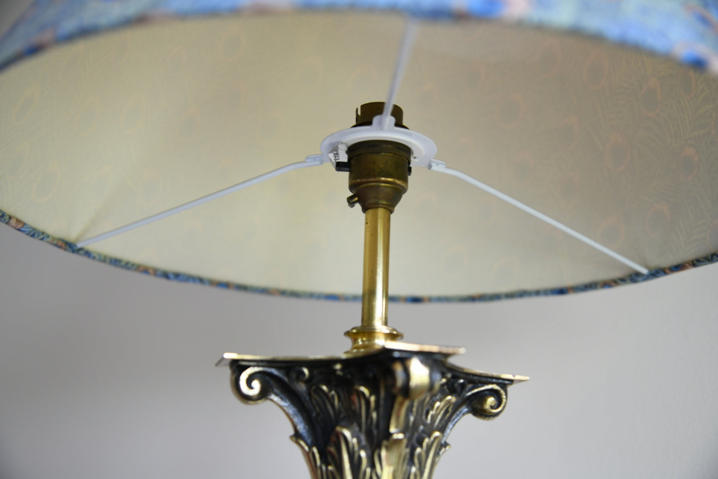 Large Brass Corinthian Table Lamp