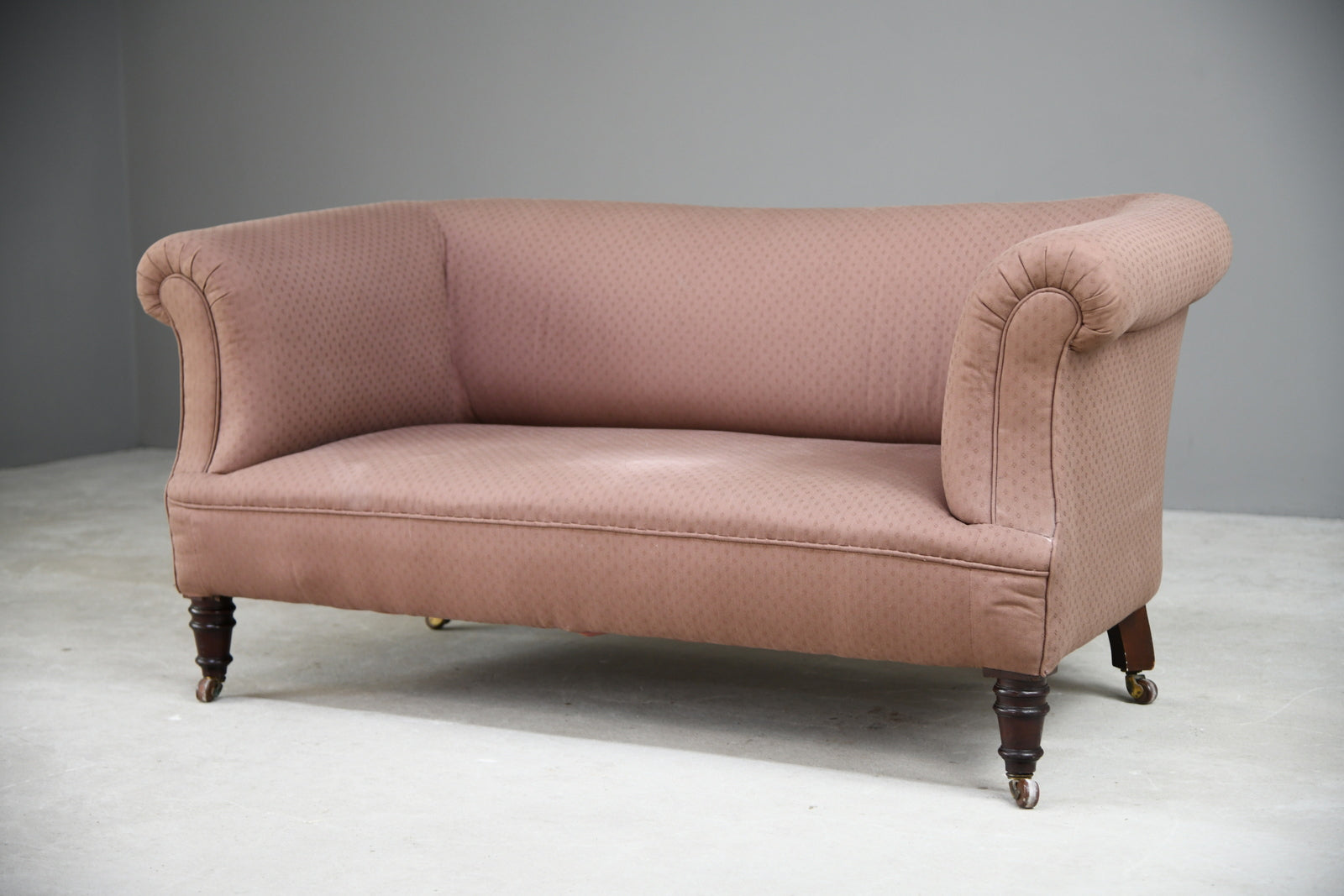 Narrow chesterfield sofa online