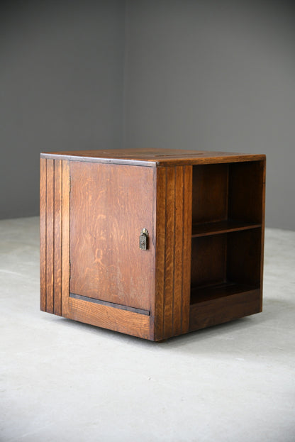 Vintage Early 20th Century Oak Coffee Table