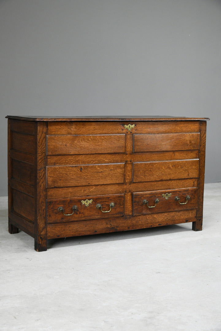 Early 18th Century Oak Mule Chest