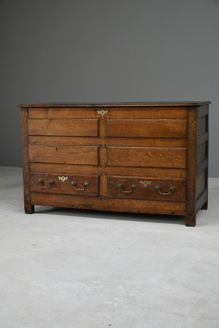 Early 18th Century Oak Mule Chest