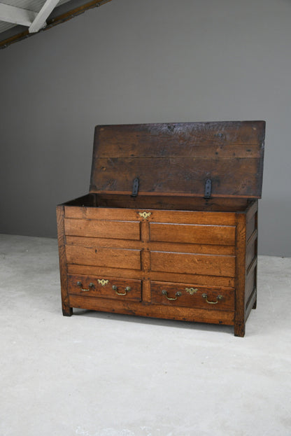 Early 18th Century Oak Mule Chest