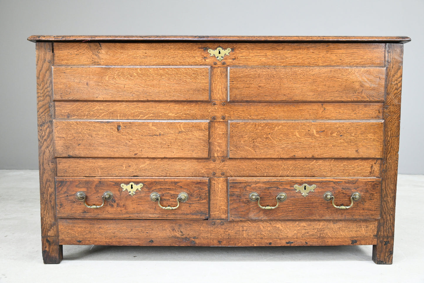 Early 18th Century Oak Mule Chest