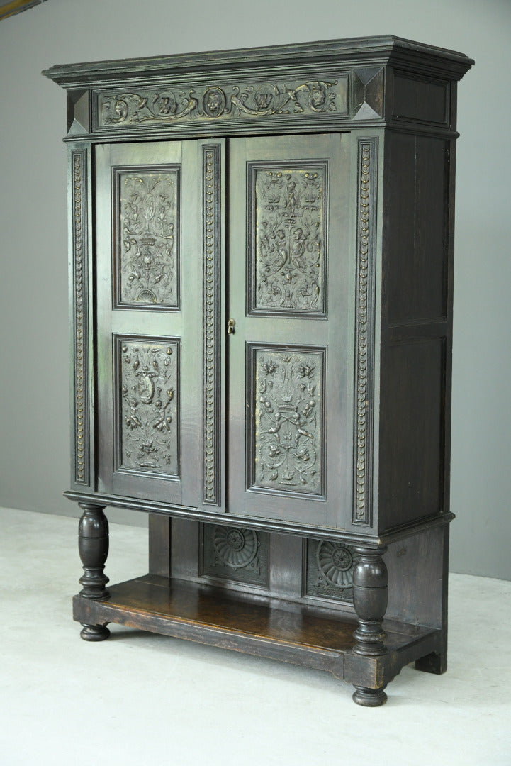 Antique Large Dark Oak Cupboard