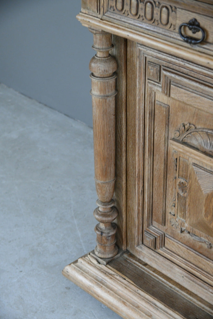 Large Continental Oak Dresser