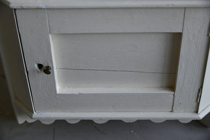 White Painted Wall Cabinet