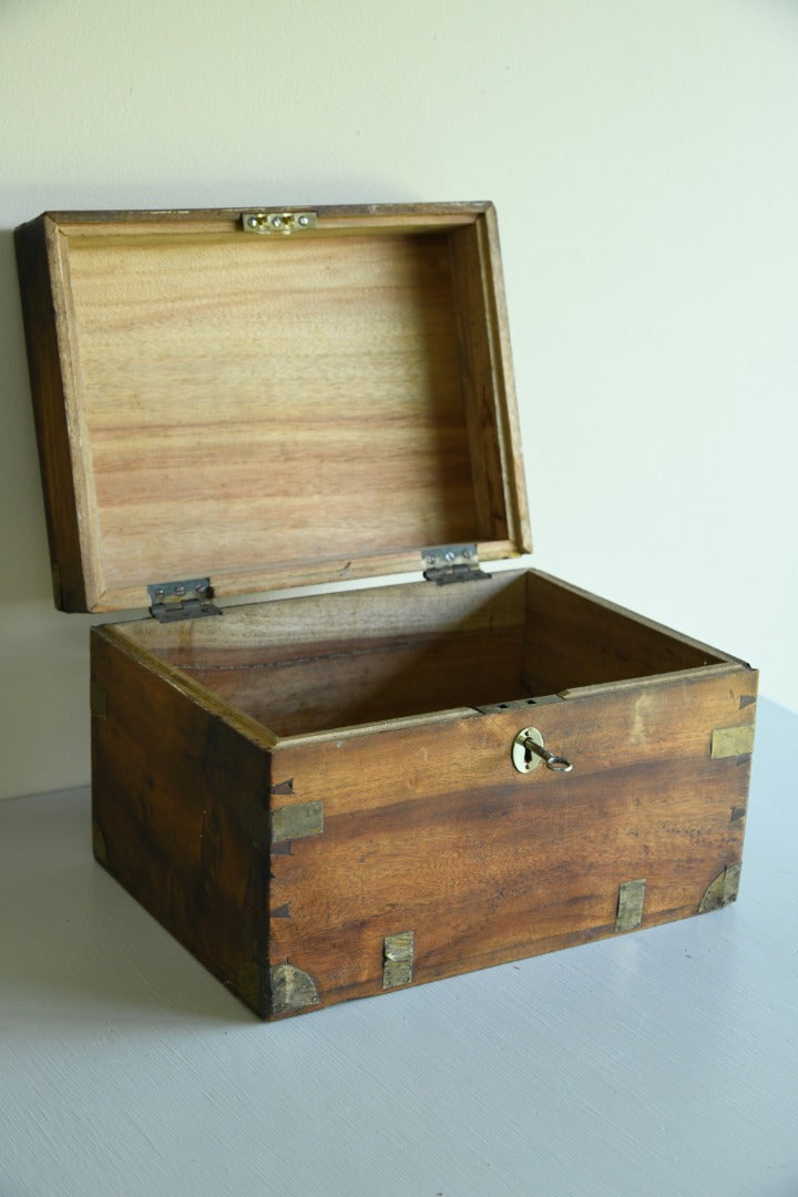 Camphor Brass Mount Box