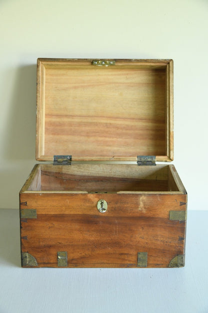 Camphor Brass Mount Box