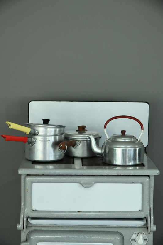 Vintage Aluminium Saucepans & Kettle