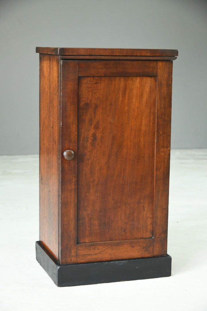 Victorian Mahogany Pot Cupboard