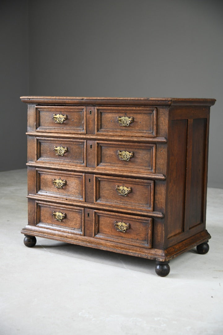 Late 17th Century Oak Chest of Drawers