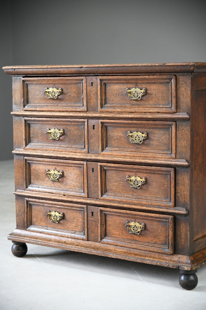 Late 17th Century Oak Chest of Drawers